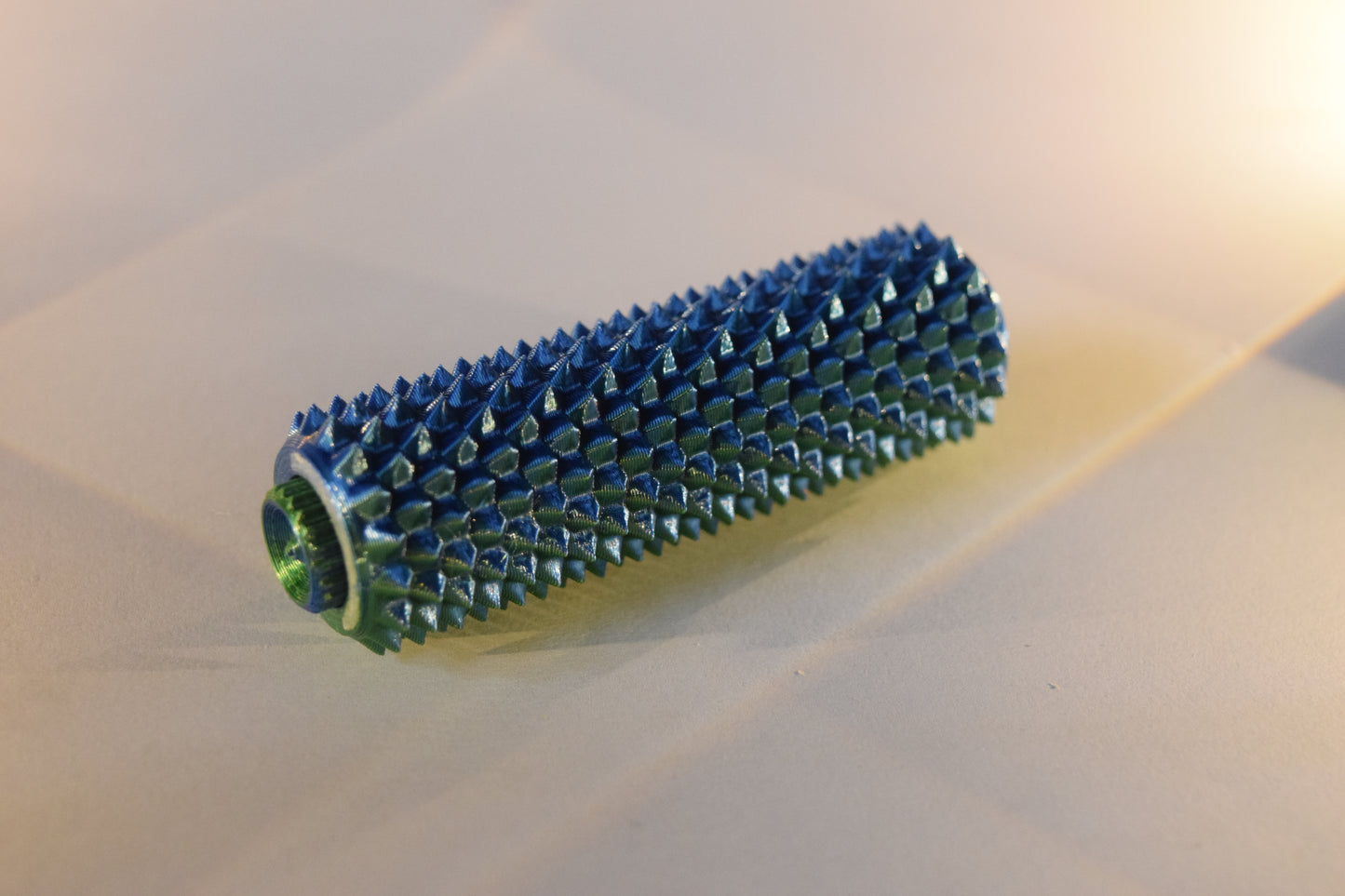 Soothing Hand Spiky Roller